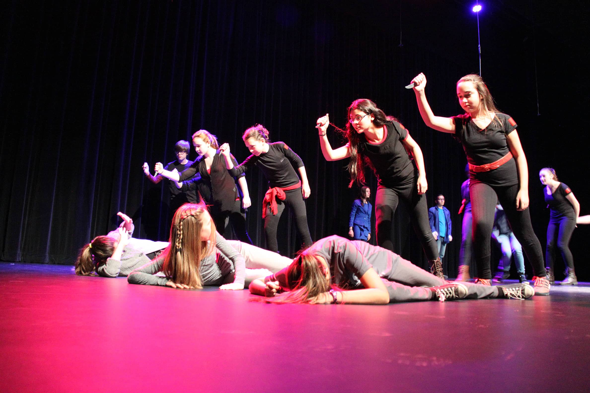 La troupe de théâtre Ruée vers l'art