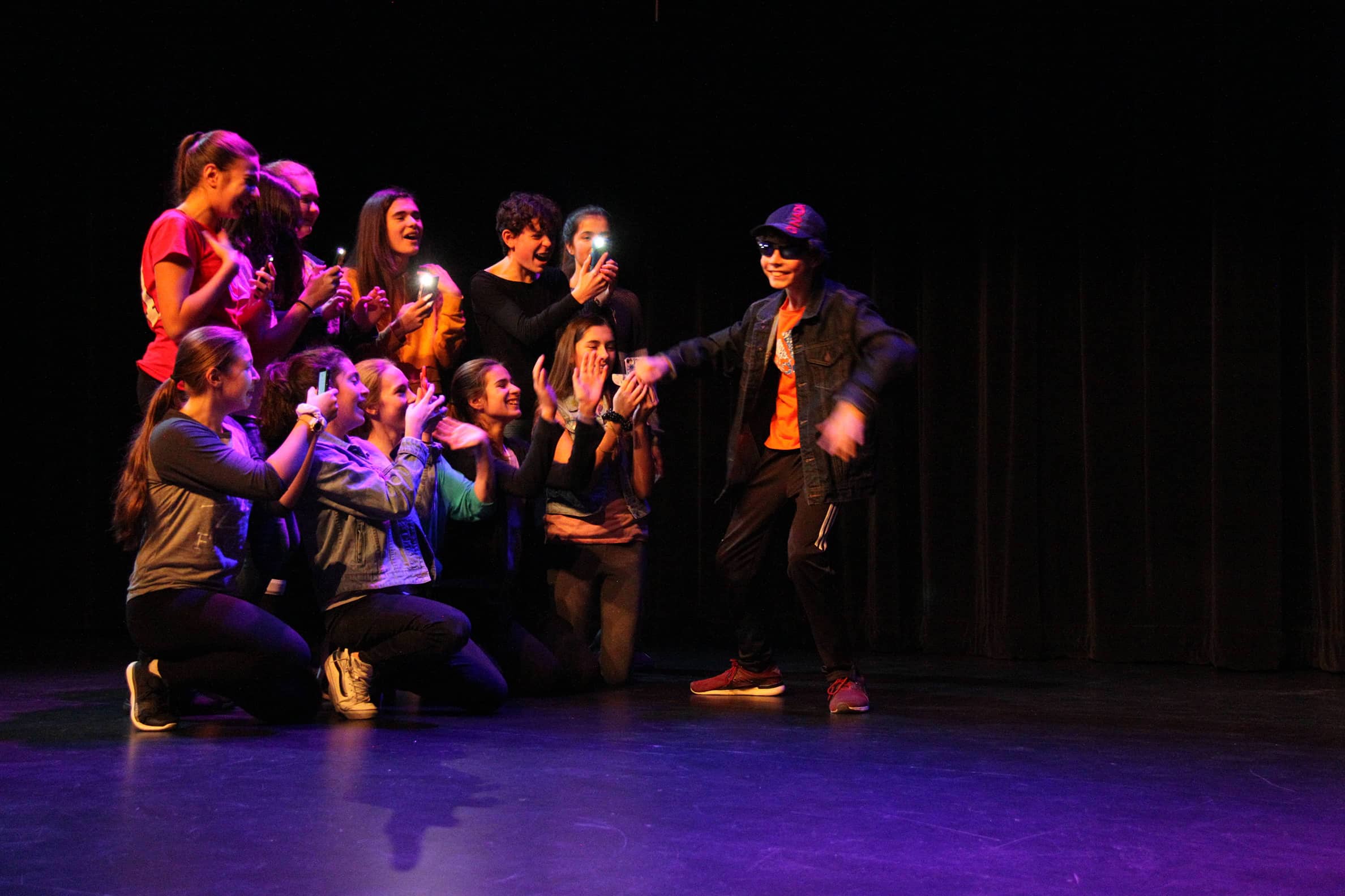 La troupe de théâtre Ruée vers l'art